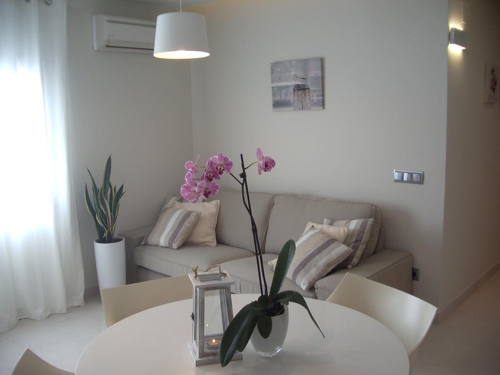 Apartamentos Can Quim L'Escala Room photo